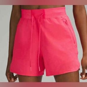Lululemon Women's License To Train High-Rise Short 4" - Sz 6
